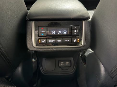 Used 2019 Subaru Ascent Limited image 27