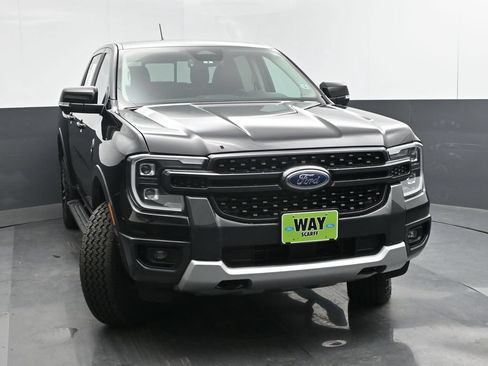 Used 2024 Ford Ranger Lariat w/ FX4 Off-Road Package AWD/4WD image 39
