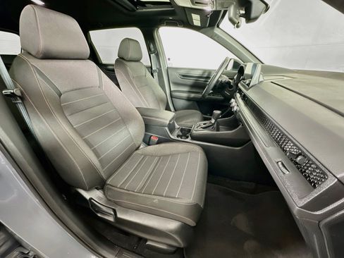 Used 2025 Honda CR-V Sport image 29