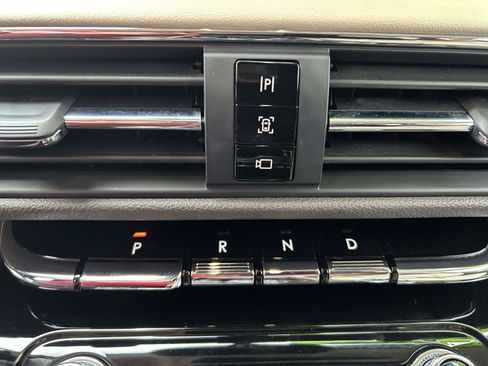 Certified 2022 Lincoln Corsair Reserve w/ Elements Package FWD image 27