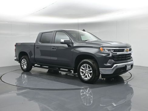 Used 2025 Chevrolet Silverado 1500 LT image 30