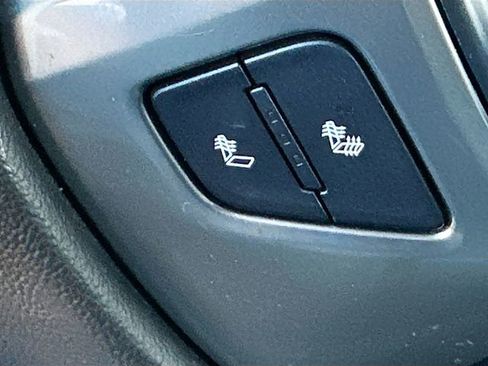 Used 2018 Chevrolet Silverado 1500 LT w/ All Star Edition image 22