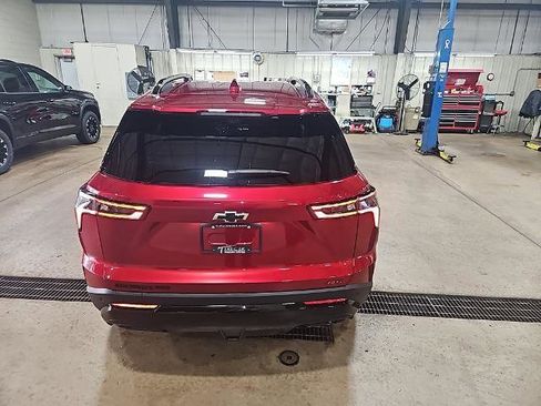 New 2026 Chevrolet Equinox RS image 5