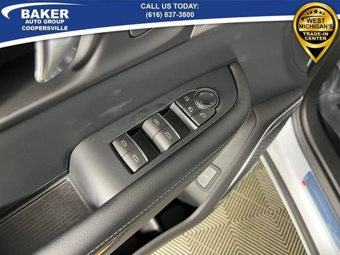 New 2026 Buick Enclave Avenir w/ Super Cruise Package FWD image 18