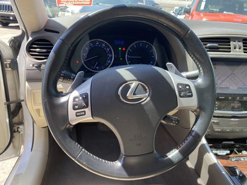 Used 2012 Lexus IS 250 w/ Premium Pkg Value Edition RWD image 13