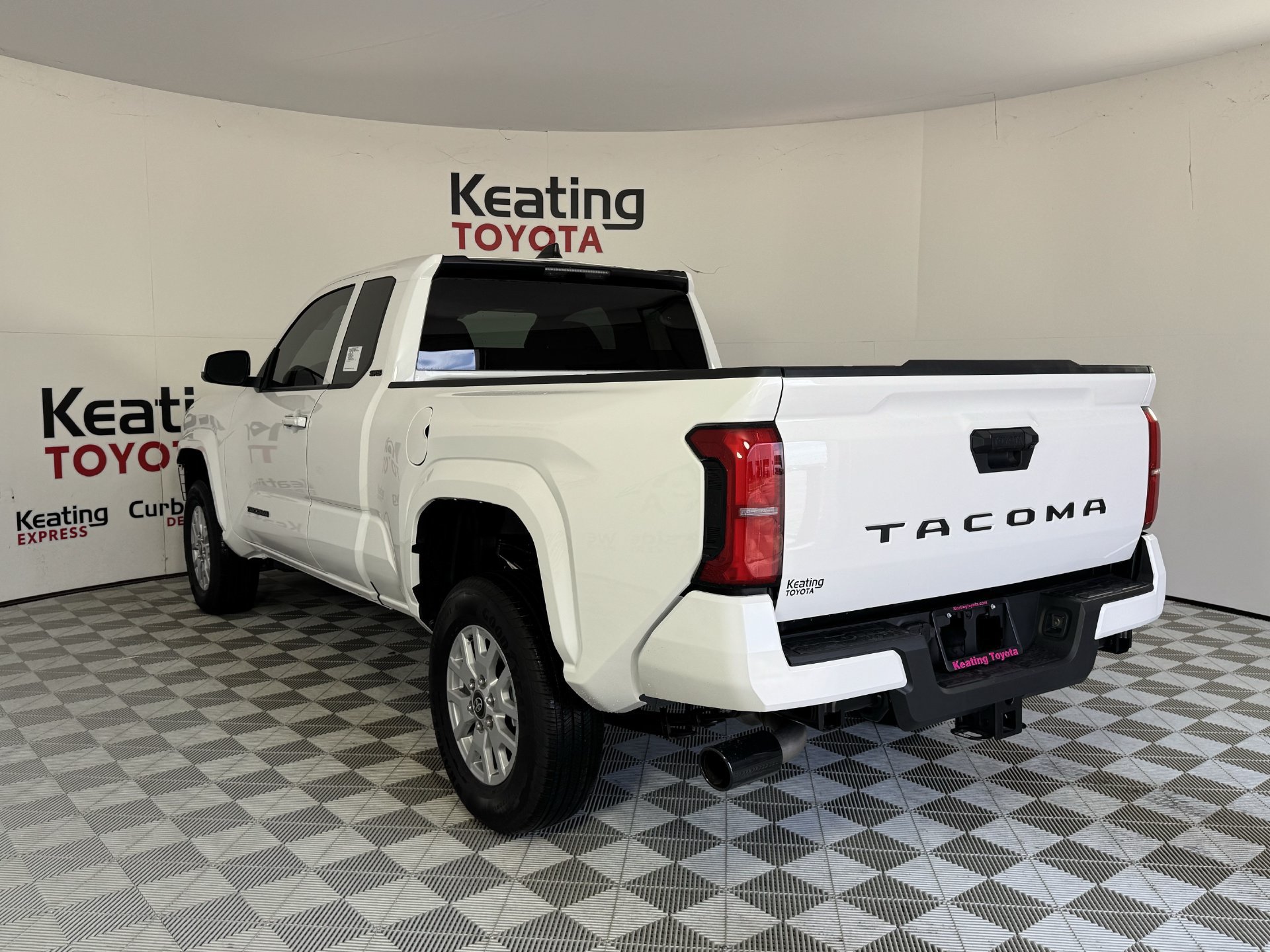 New 2026 Toyota Tacoma SR5 RWD image 8