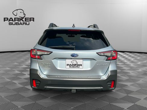 Used 2020 Subaru Outback Premium w/ Popular Package #1 AWD/4WD image 4