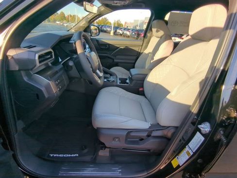 New 2025 Toyota Tacoma SR5 image 5