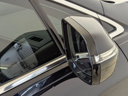 Used 2021 Cadillac XT5 Premium Luxury image 21