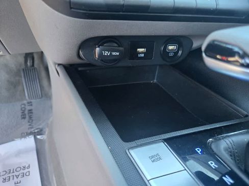 Used 2023 Hyundai Elantra SEL FWD image 15