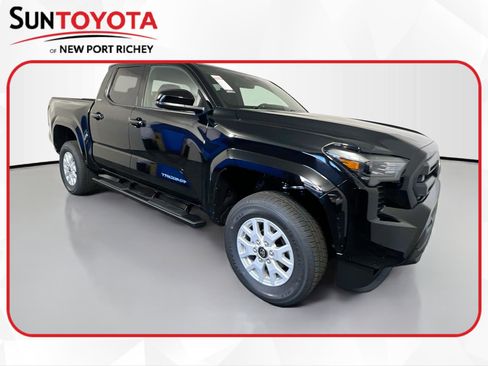 New 2025 Toyota Tacoma SR5 image 1
