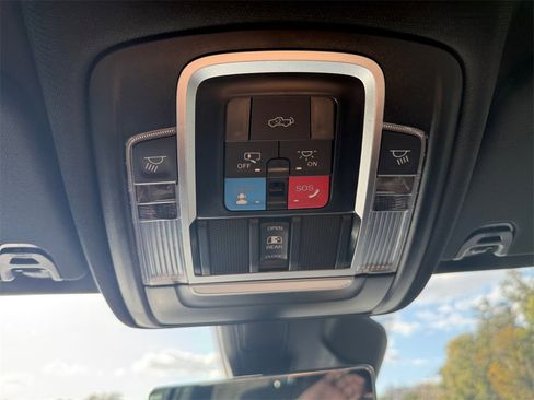 Used 2025 RAM 1500 Big Horn image 22