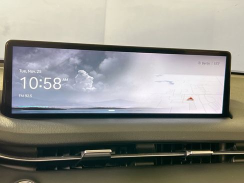 Used 2024 Genesis GV70 3.5T Sport image 14