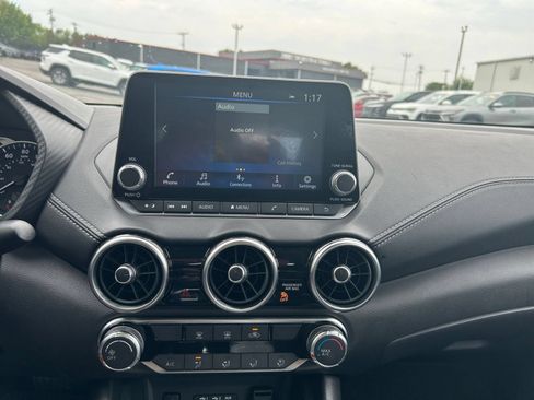 Used 2025 Nissan Sentra SV FWD image 16