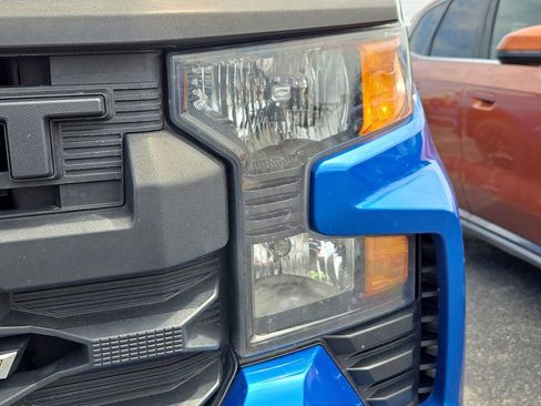 Used 2023 Chevrolet Silverado 1500 Custom image 7