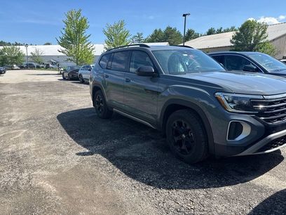Used 2025 Volkswagen Atlas Peak Edition SE
