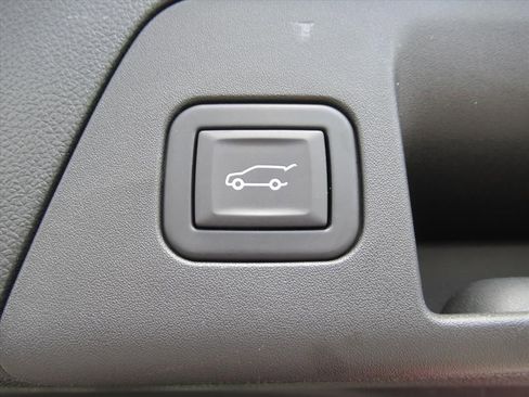 Used 2023 Buick Envision Preferred FWD image 29