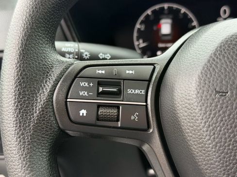 Used 2024 Honda CR-V EX image 17