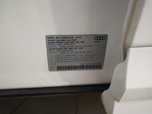 Used 2016 Audi Q3 2.0T Prestige w/ Prestige Package image 24