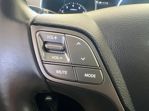 Used 2018 Hyundai Santa Fe AWD image 61