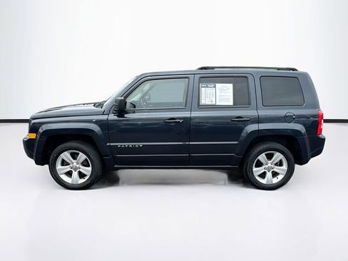 Used 2015 Jeep Patriot Latitude w/ Sun/Sound Group AWD/4WD image 4