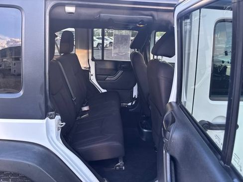 Used 2014 Jeep Wrangler Unlimited Sport w/ Quick Order Package 24S AWD/4WD image 19