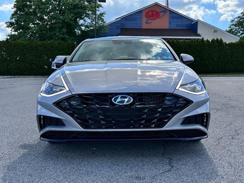 Used 2023 Hyundai Sonata Limited FWD image 5