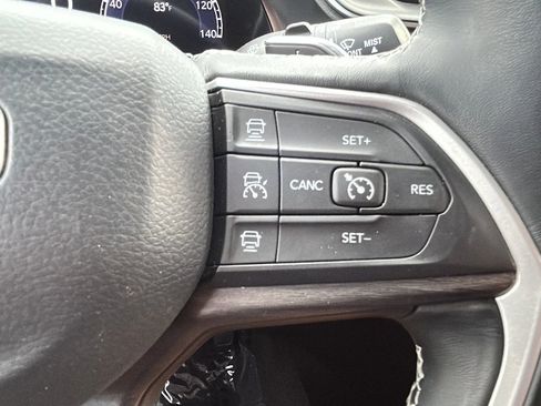 Used 2021 Jeep Grand Cherokee L Limited image 26