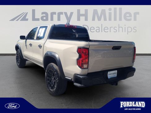 Used 2026 Chevrolet Colorado Trail Boss AWD/4WD image 3
