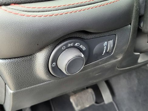 Used 2024 Dodge Durango GT image 22