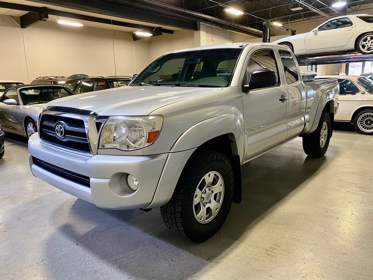 Used 2006 Toyota Tacoma PreRunner RWD image 2