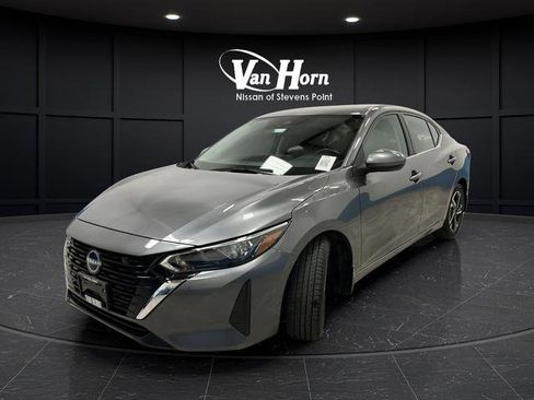 Used 2025 Nissan Sentra SV w/ All-Weather Package FWD image 3
