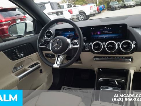 Used 2025 Mercedes-Benz GLA 250 4MATIC image 20