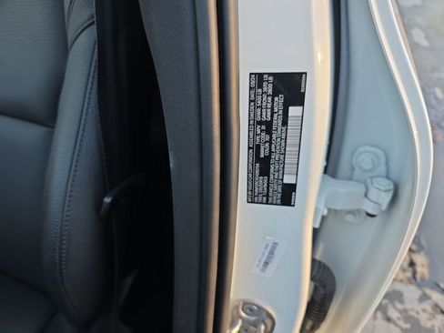 Certified 2025 Volvo XC60 B5 Plus image 46