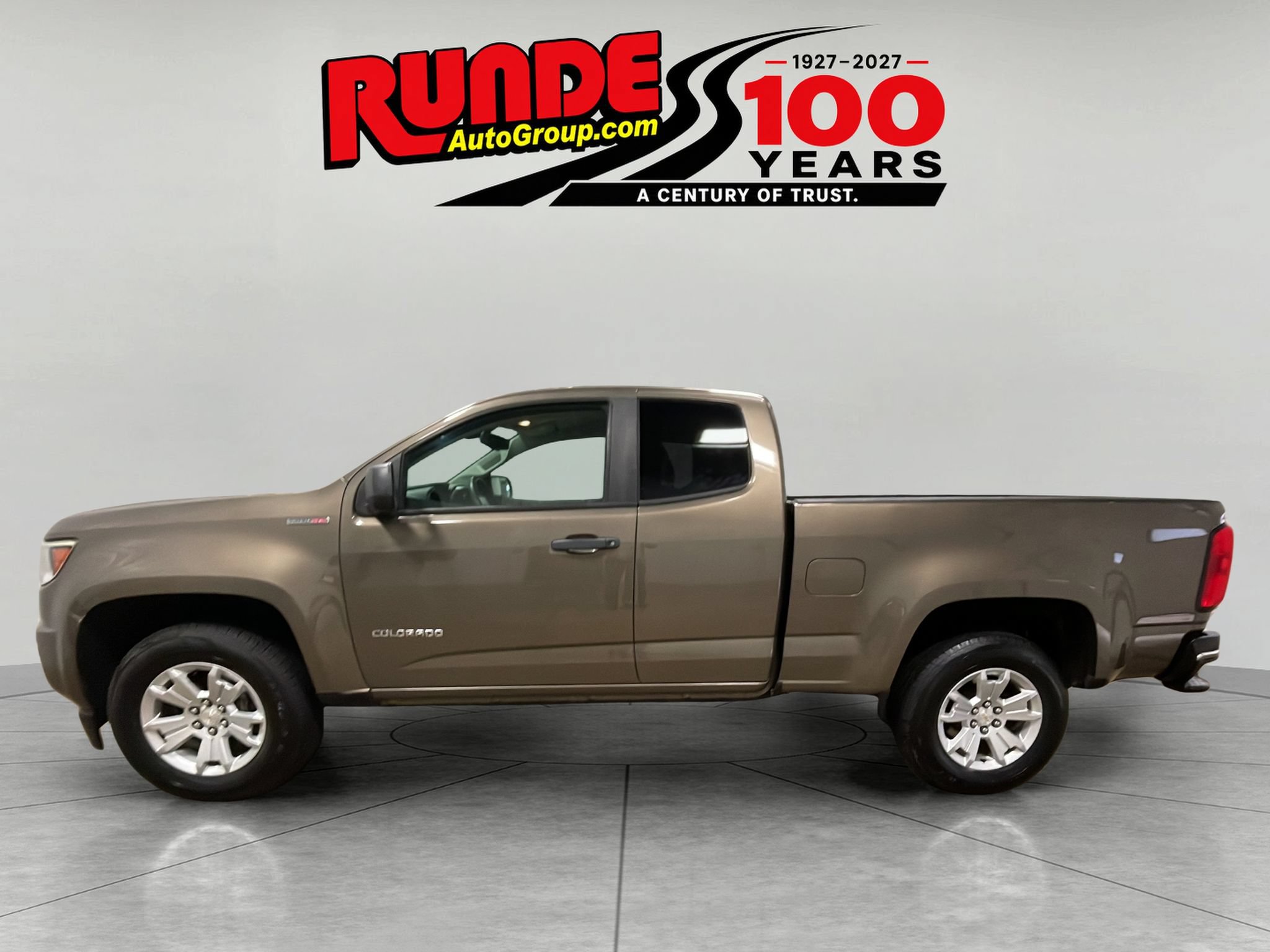 Used 2016 Chevrolet Colorado W/T w/ WT Convenience Package RWD image 2