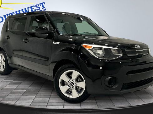 Used 2017 Kia Soul FWD image 3