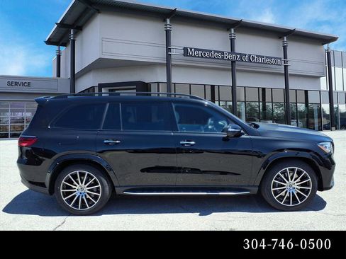 New 2026 Mercedes-Benz GLS 580 4MATIC image 2