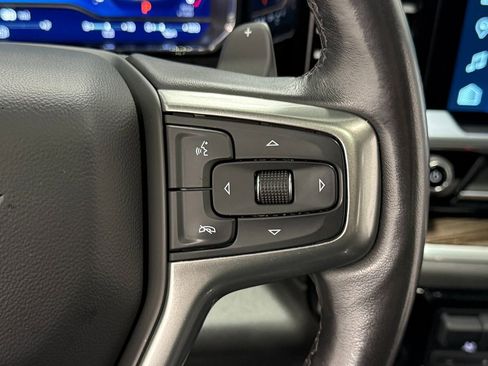 Used 2022 Chevrolet Silverado 1500 LT Trail Boss w/ LT Trail Boss Premium Package AWD/4WD image 18