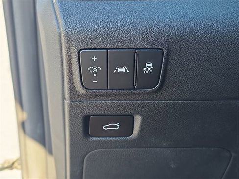 Used 2023 Kia K5 EX image 30