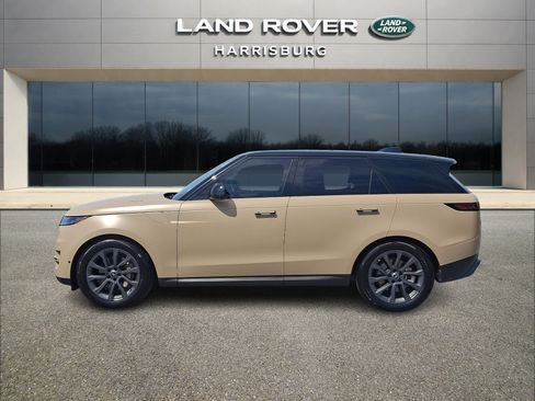 Used 2025 Land Rover Range Rover Sport AWD/4WD image 2