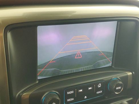 Used 2014 Chevrolet Silverado 1500 High Country w/ High Country Premium Package image 18