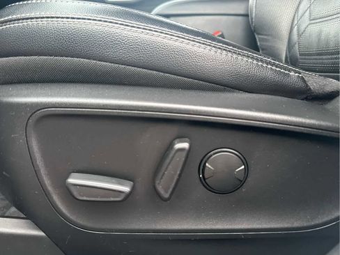 Used 2023 Ford Escape Platinum w/ Premium Technology Package image 23