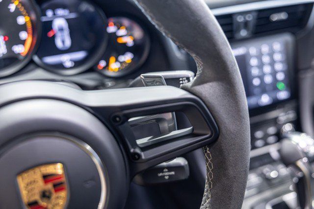 Used 2018 Porsche 911 GT3 RWD image 40