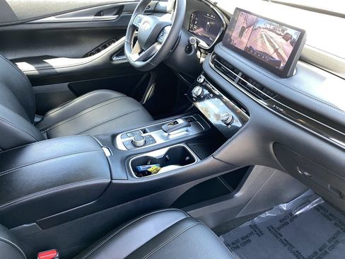 Certified 2026 INFINITI QX60 Luxe w/ Cargo Package FWD image 9