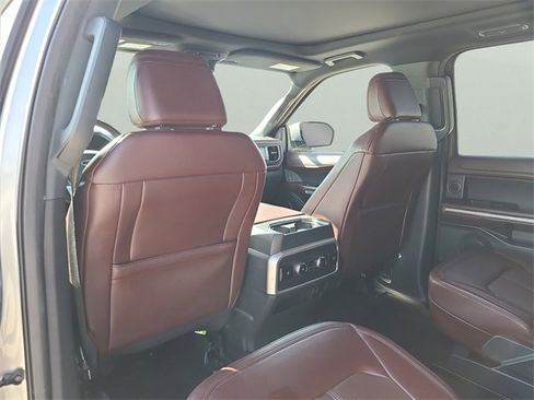 Used 2023 Ford Expedition Limited image 17