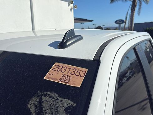 Used 2025 Chevrolet Silverado 2500 LT w/ Safety Package image 7