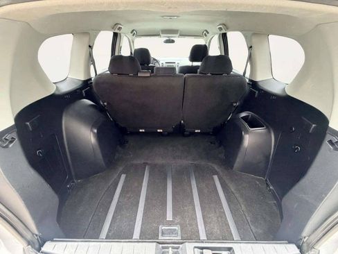 Used 2010 Mitsubishi Outlander ES AWD/4WD image 5