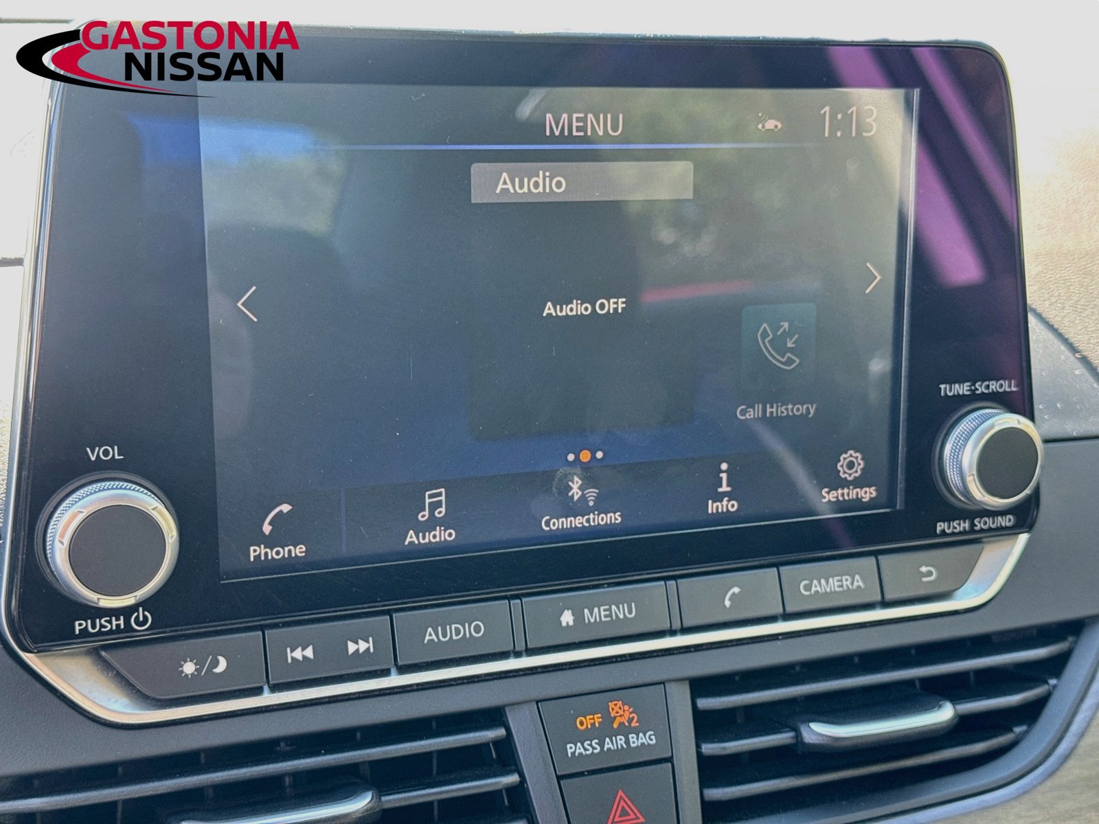 Used 2025 Nissan Altima 2.5 SV FWD image 18