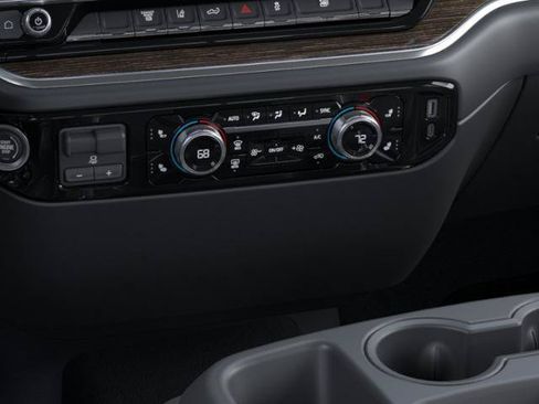 New 2026 GMC Sierra 3500 SLE w/ SLE Value Package AWD/4WD image 47