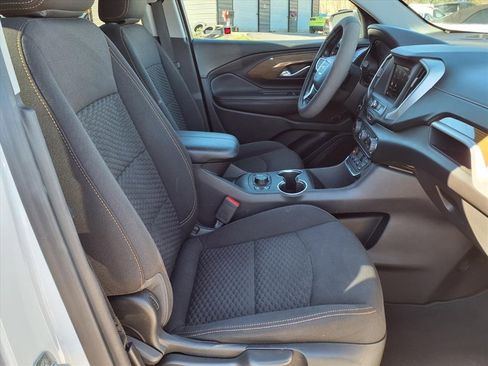 Used 2020 GMC Terrain SLE w/ Driver Convenience Package image 13